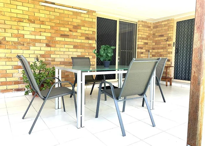 Entire 4Br House Close To Airport Hosted By Homestayz