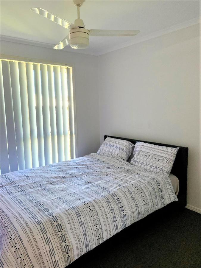 Entire 4br House Close To Airport Hosted By Homestayz