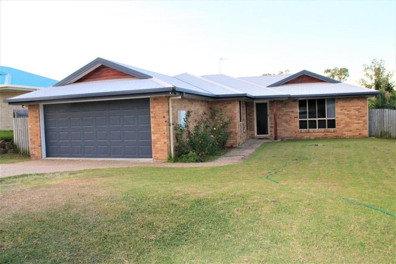 Entire 4br House Close To Airport Hosted By Homestayz *