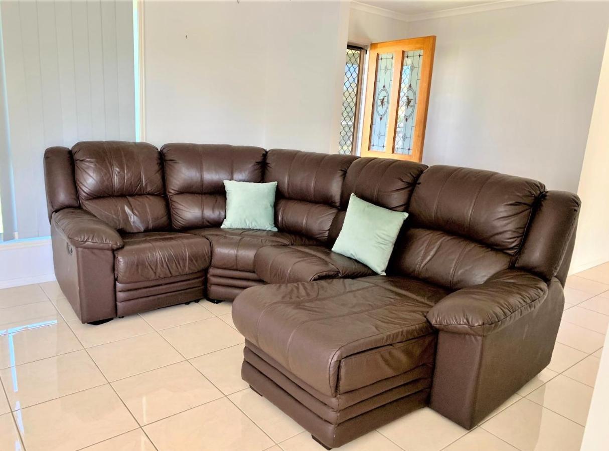 Entire 4br House Close To Airport Hosted By Homestayz Gladstone